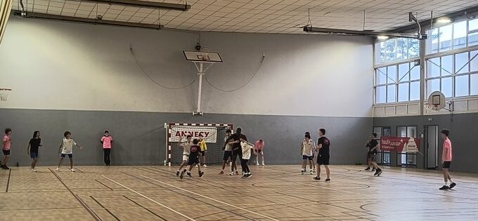 Nos handballeurs lors du championnat départemental à Annecy le Vieux.